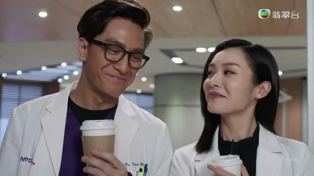 《白色强人》剧照第37张图片