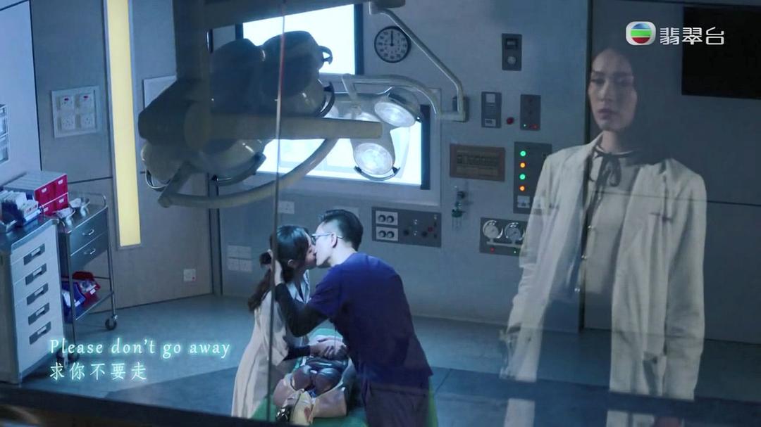 《白色强人》剧照第48张图片