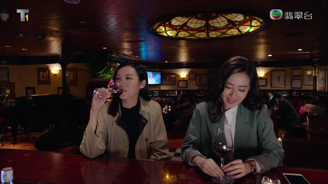 《白色强人》剧照第12张图片