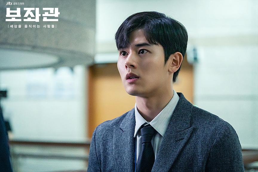 《辅佐官：改变世界的人们》剧照第28张图片