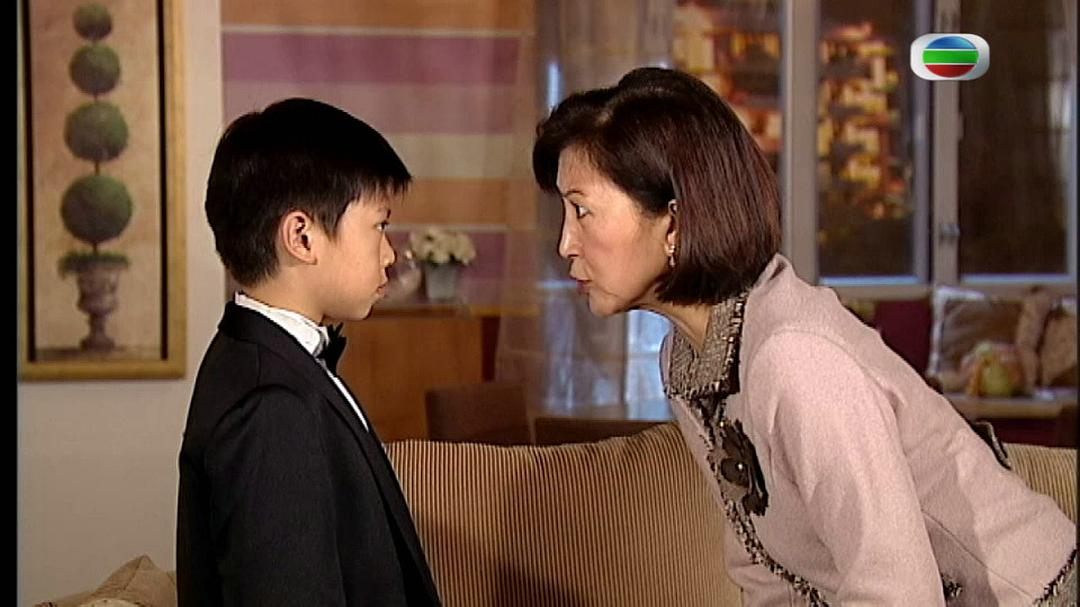 《甜言蜜语》剧照第57张图片