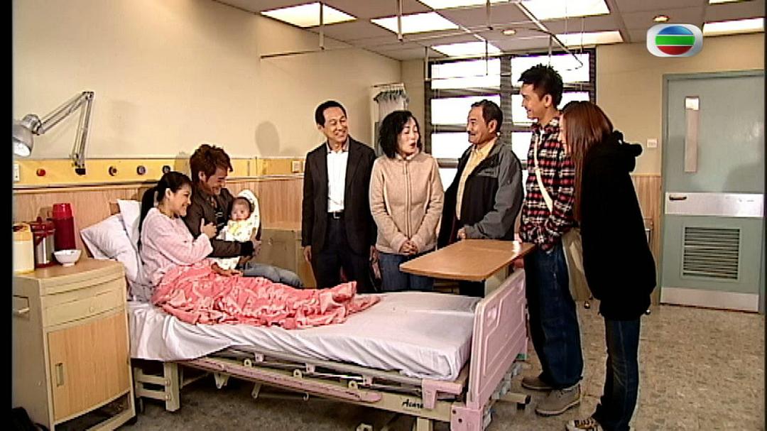 《甜言蜜语》剧照第56张图片