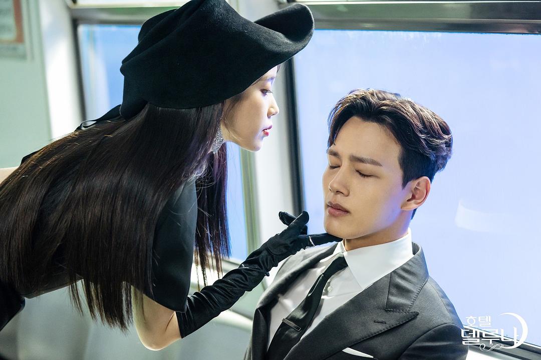 《德鲁纳酒店》海报第59张图片