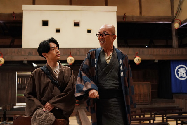 《默片解说员》剧照