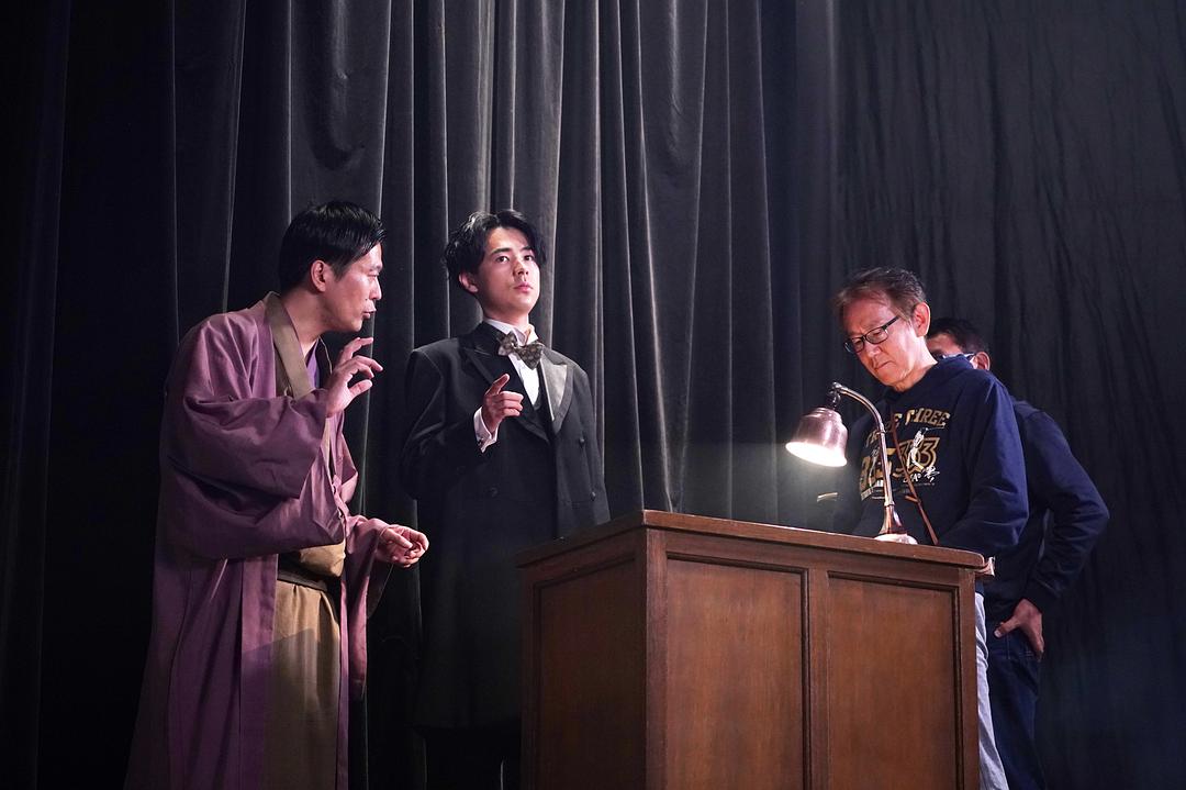 《默片解说员》剧照第17张图片