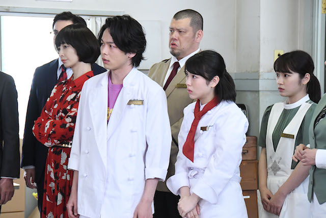 《岌岌可危酒店！》剧照第13张图片