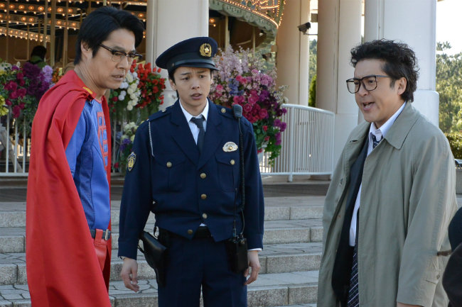 《超级职员左江内氏》剧照