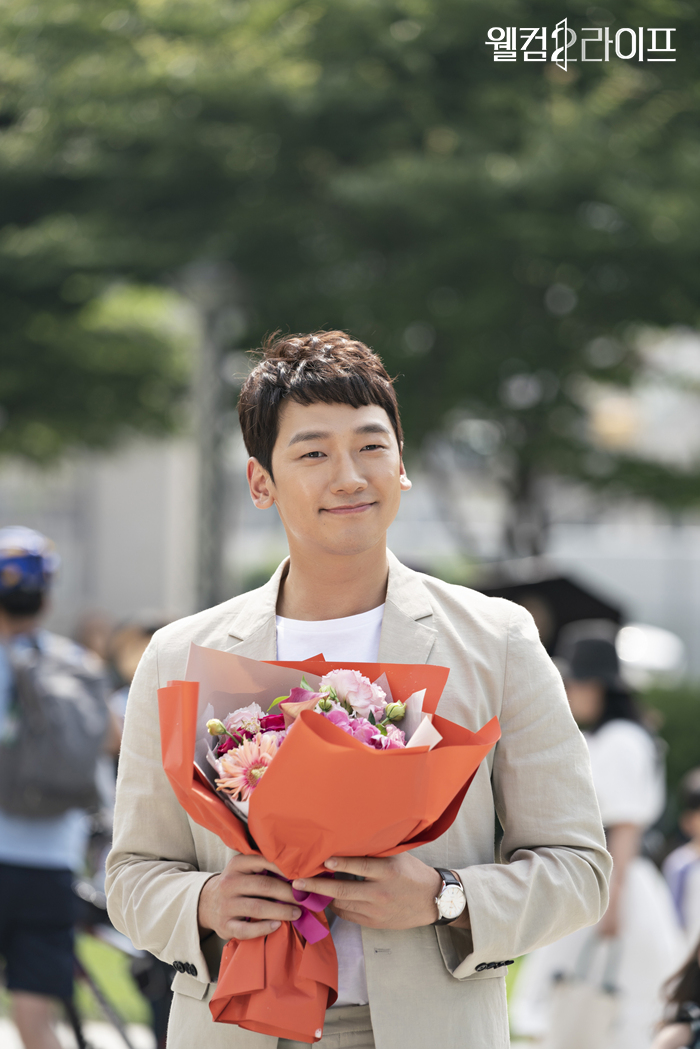 《欢迎来到第2人生》海报第43张图片