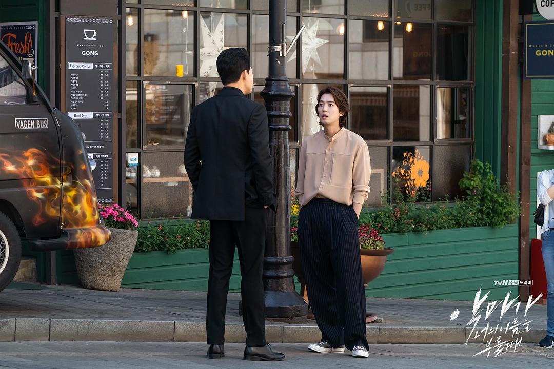 《当恶魔呼喊你的名字时》海报第15张图片