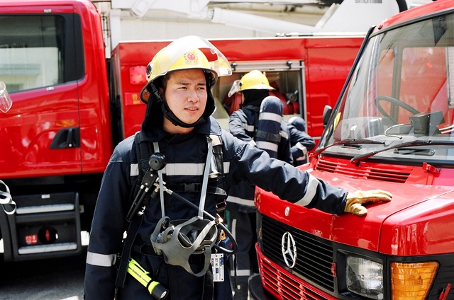 《烈火雄心2》海报第16张图片