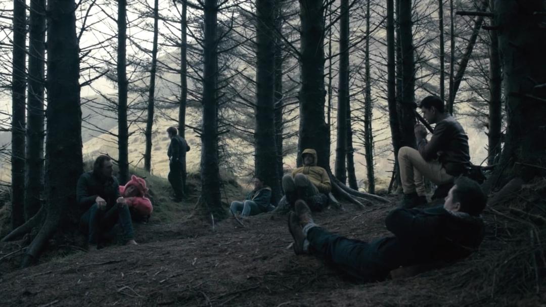 《猎鹿惊魂》剧照第35张图片