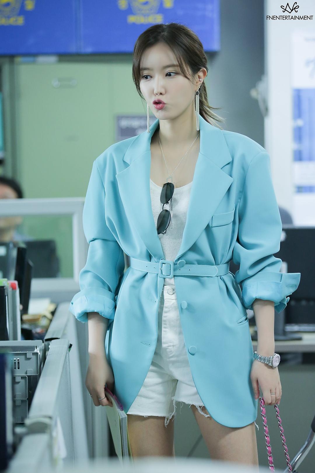 《优雅的家》剧照第27张图片