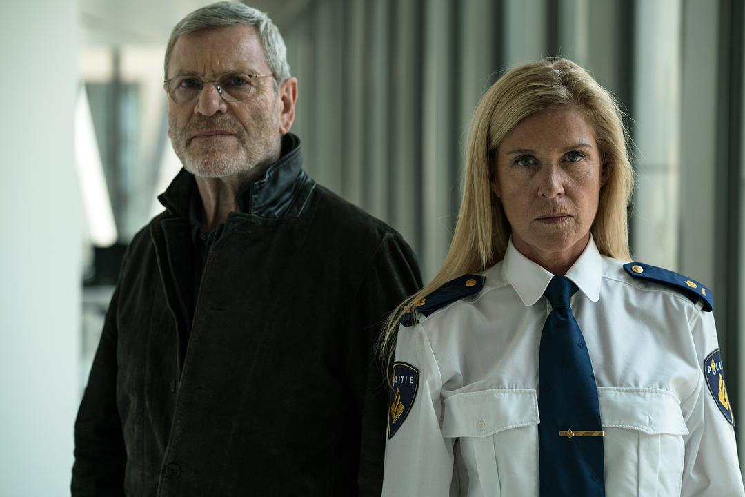 《巴普蒂斯特》剧照第18张图片