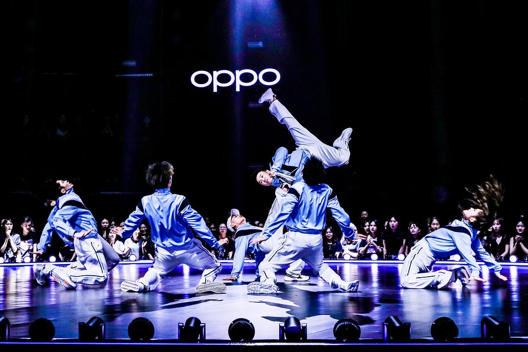 《舞蹈风暴》海报第46张图片