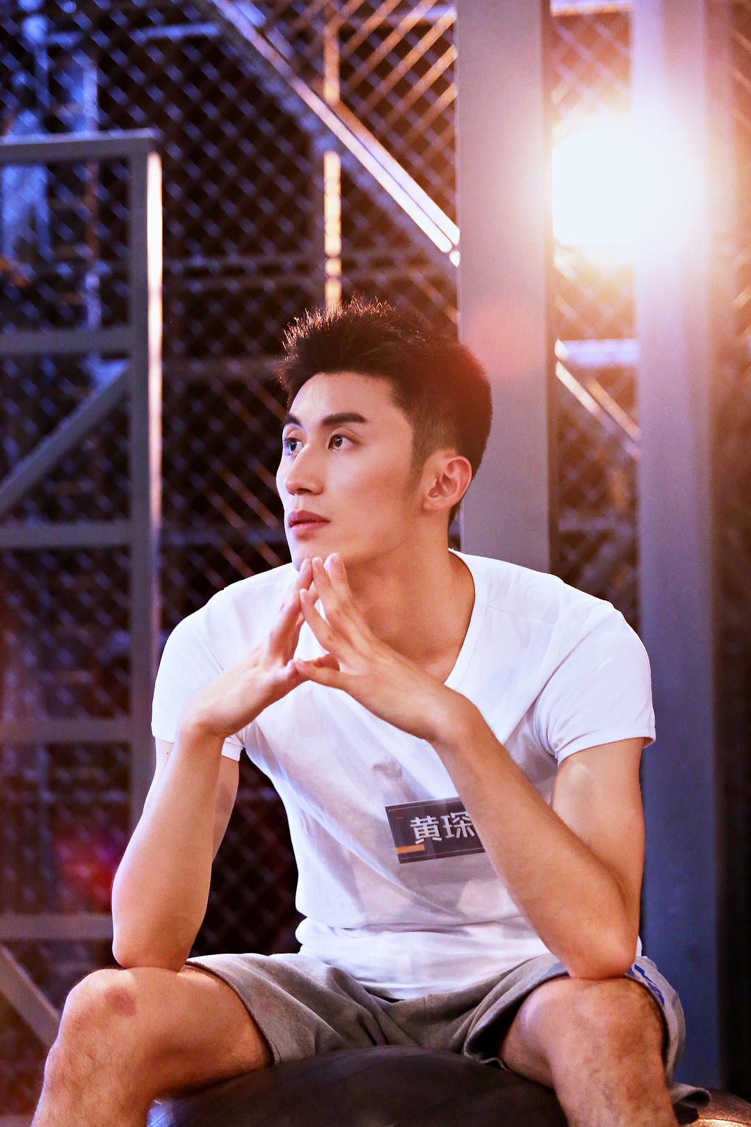 《舞蹈风暴》海报第23张图片