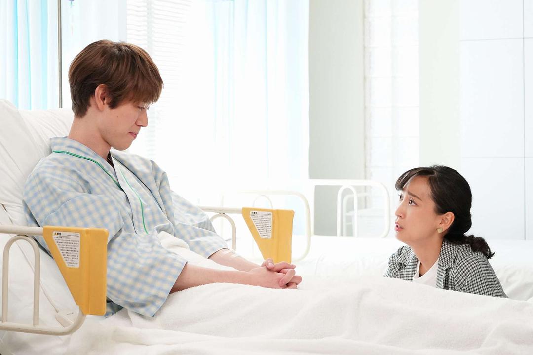 《伪装不伦》剧照第42张图片