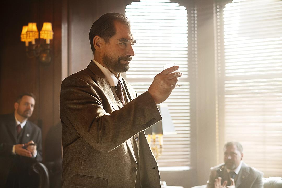 《末日巡逻队第一季》海报第50张图片