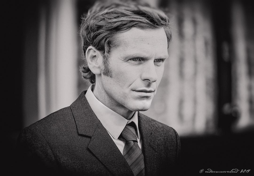 《摩斯探长前传第七季》剧照第36张图片