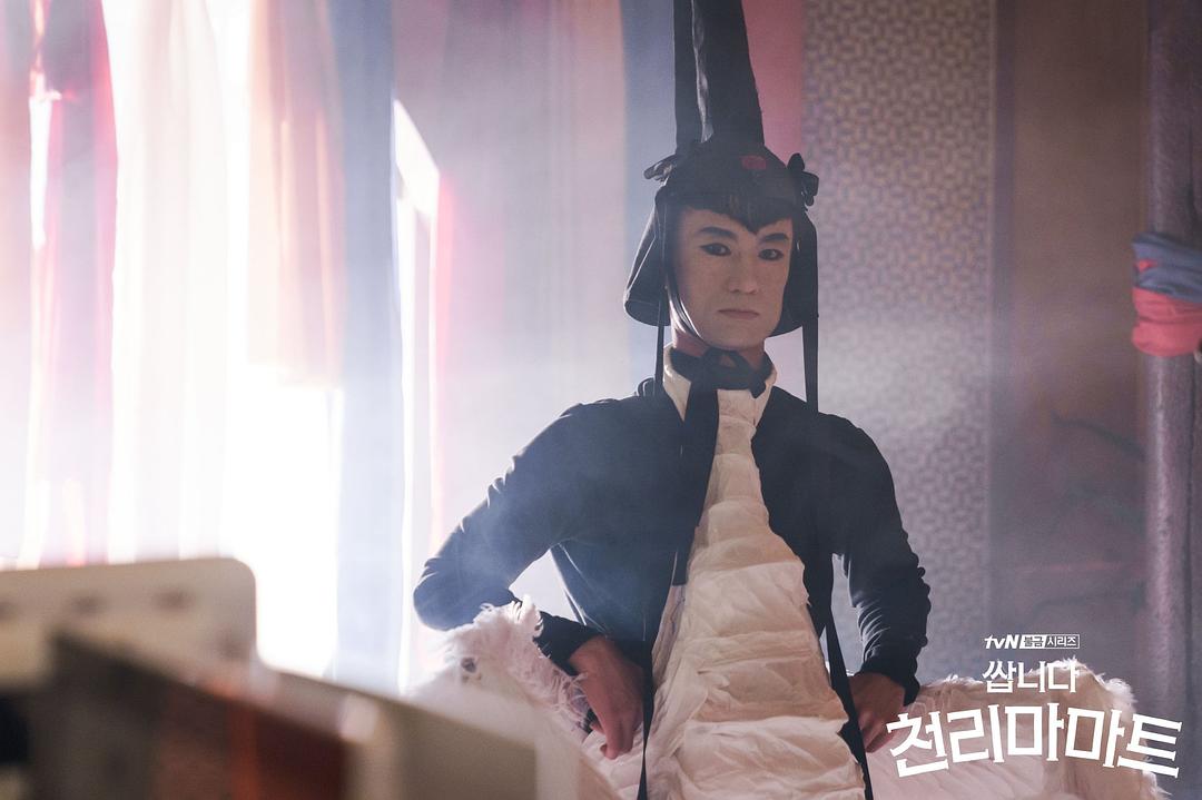 《很便宜，千里马超市》剧照