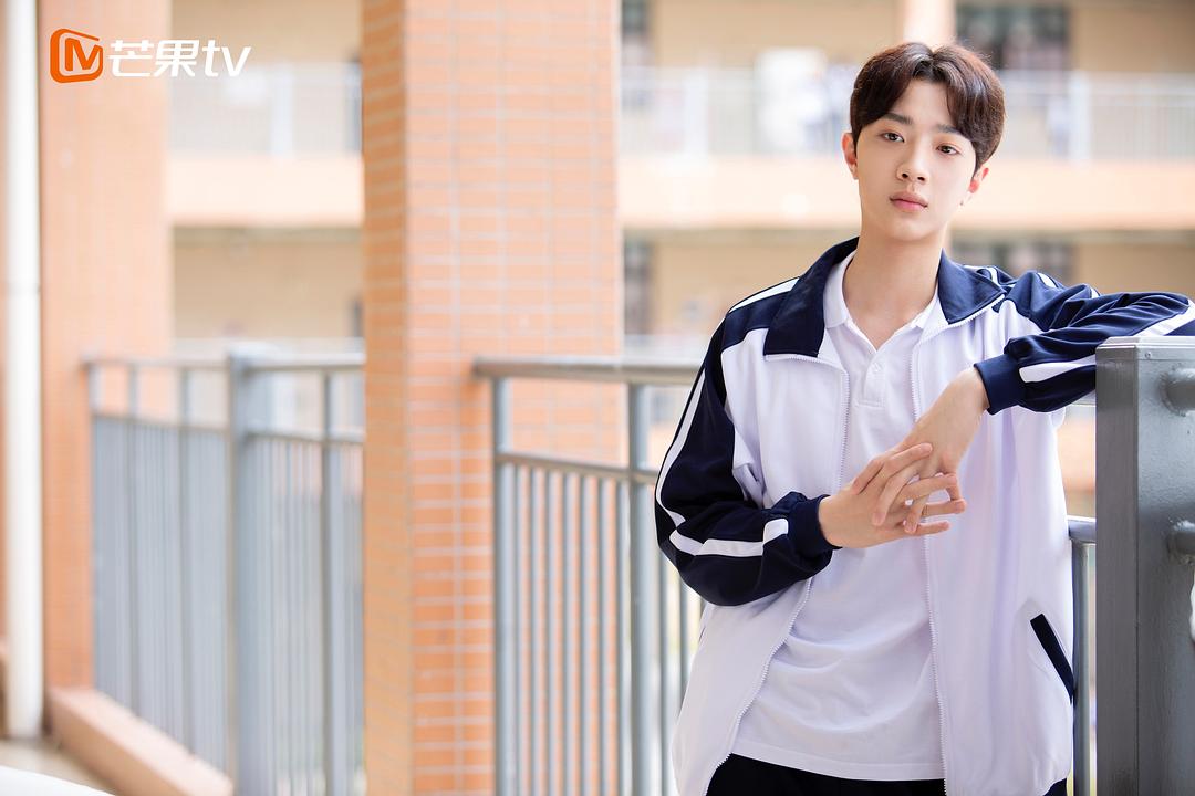 《初恋那件小事》剧照第29张图片