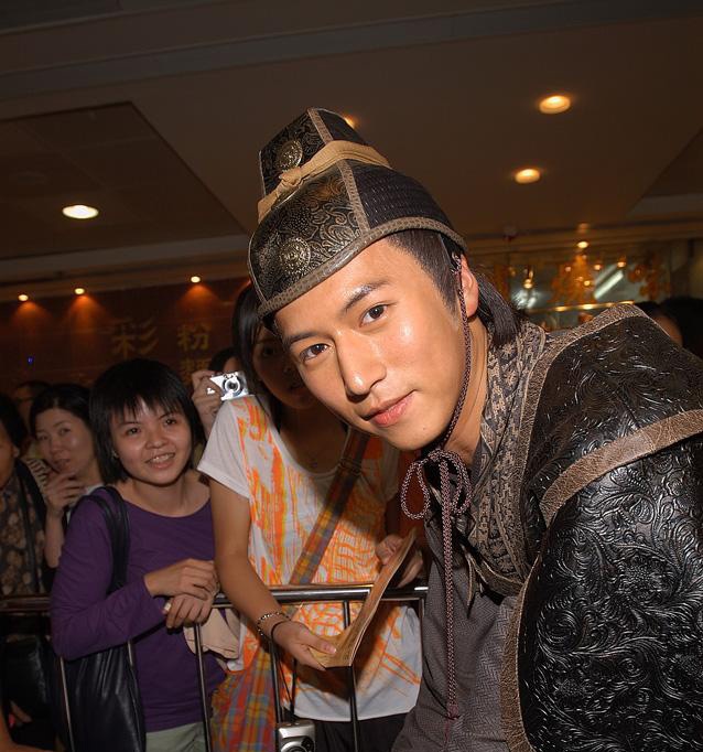 《肝胆昆仑》剧照第11张图片