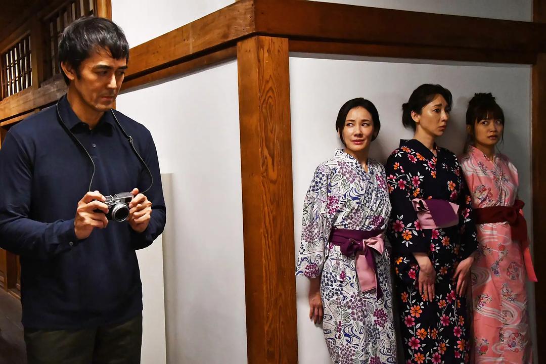 《还是不能结婚的男人》海报第41张图片