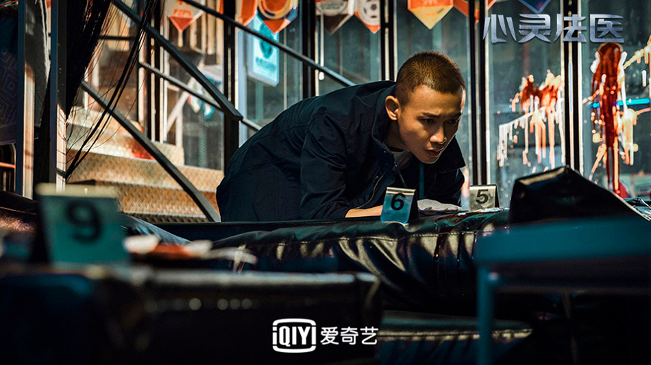 《心灵法医》海报第37张图片