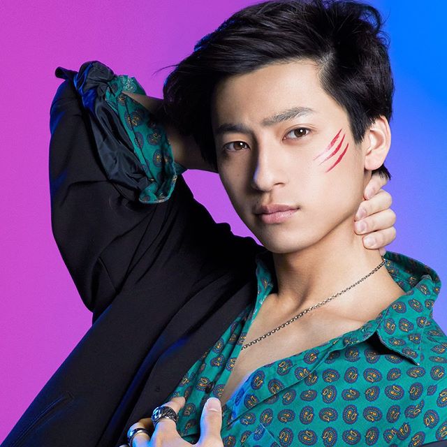 《别被月亮与狼酱所欺骗》剧照第6张图片