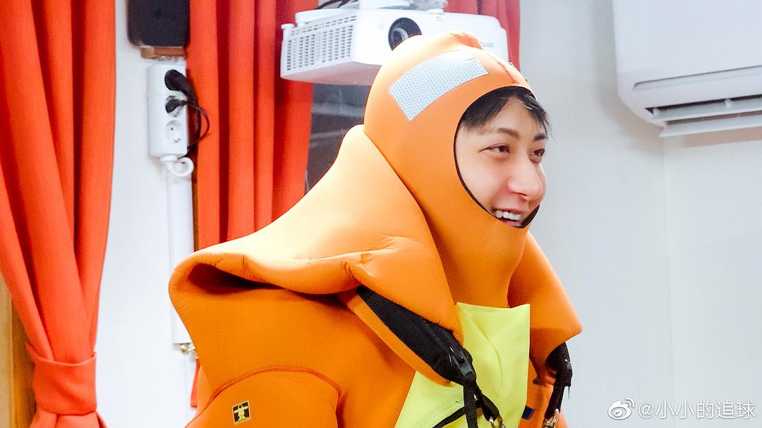 《小小的追球》剧照