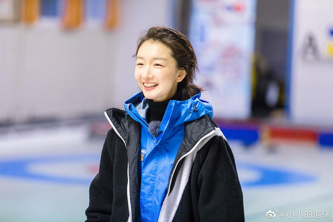 《小小的追球》剧照