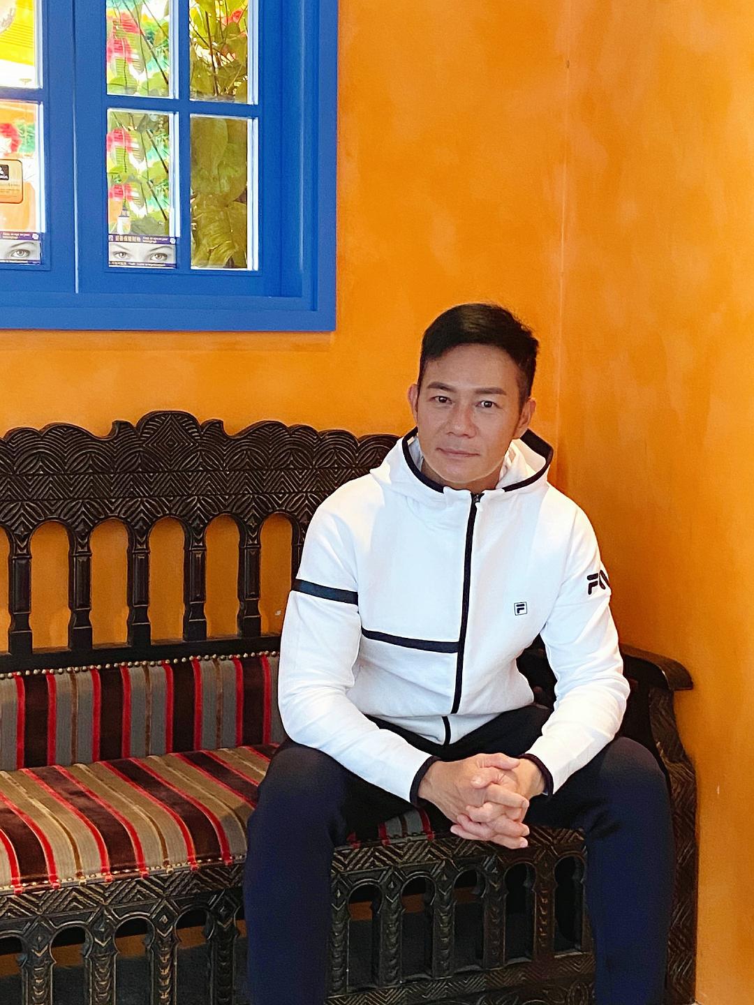 张兆辉领衔主演《黄金...