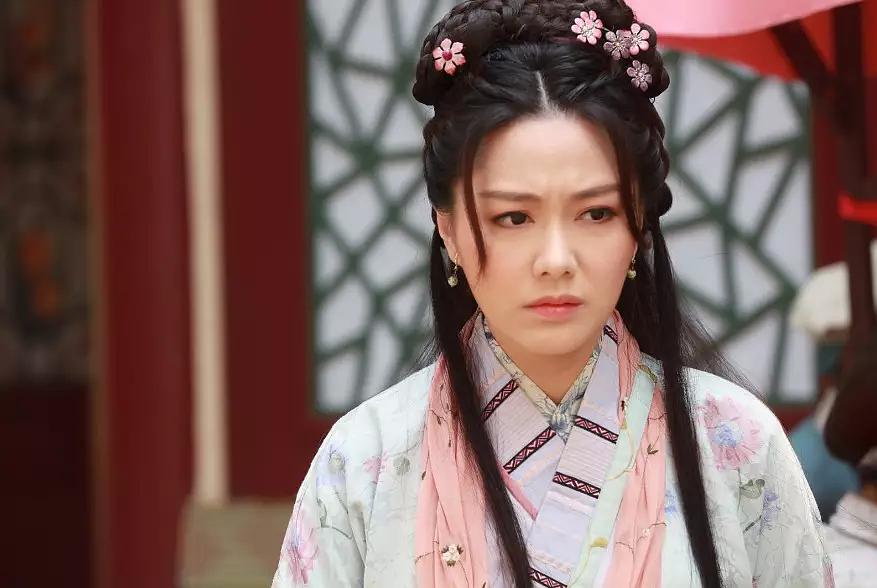 《丫鬟大联盟》海报第2张图片