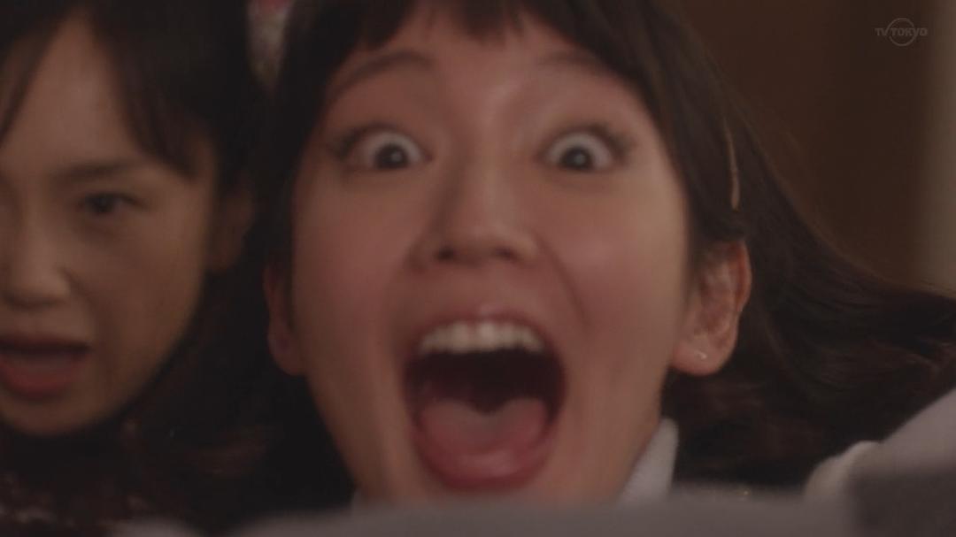 《同一屋檐下的四个女人》剧照第48张图片