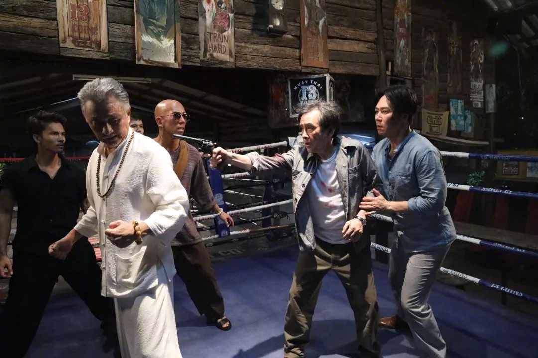 《黄金有罪》剧照第22张图片