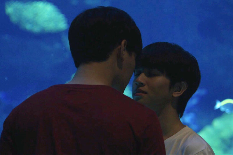 《待到重逢时》海报第41张图片