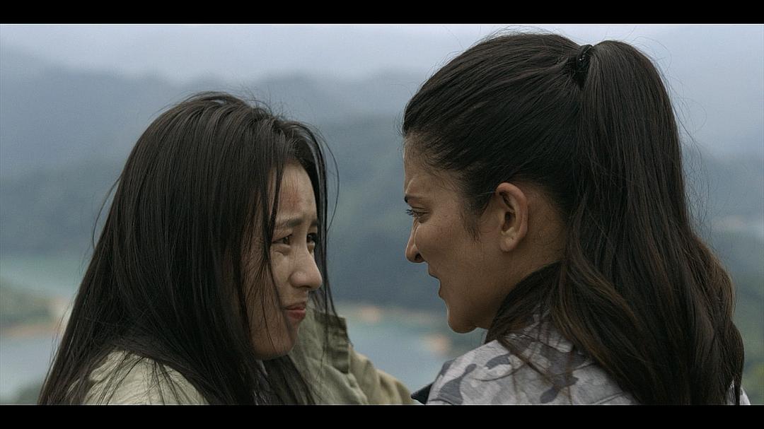 《绊脚石》剧照第41张图片