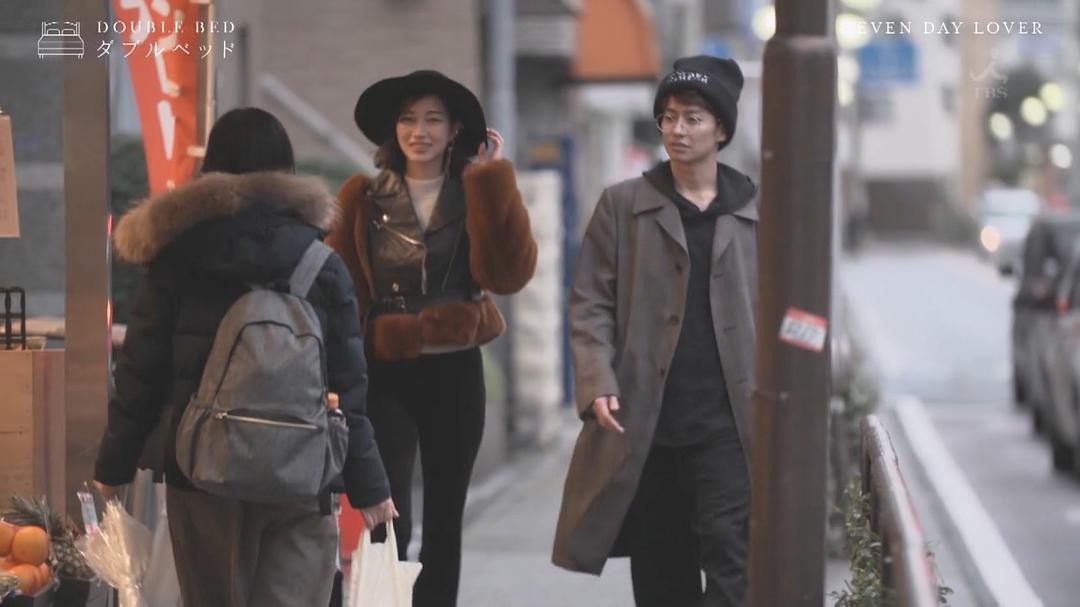 《双人床》剧照第5张图片