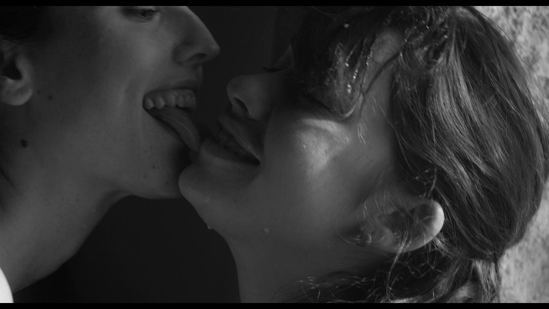 《伊莉莎与玛瑟拉》海报第40张图片