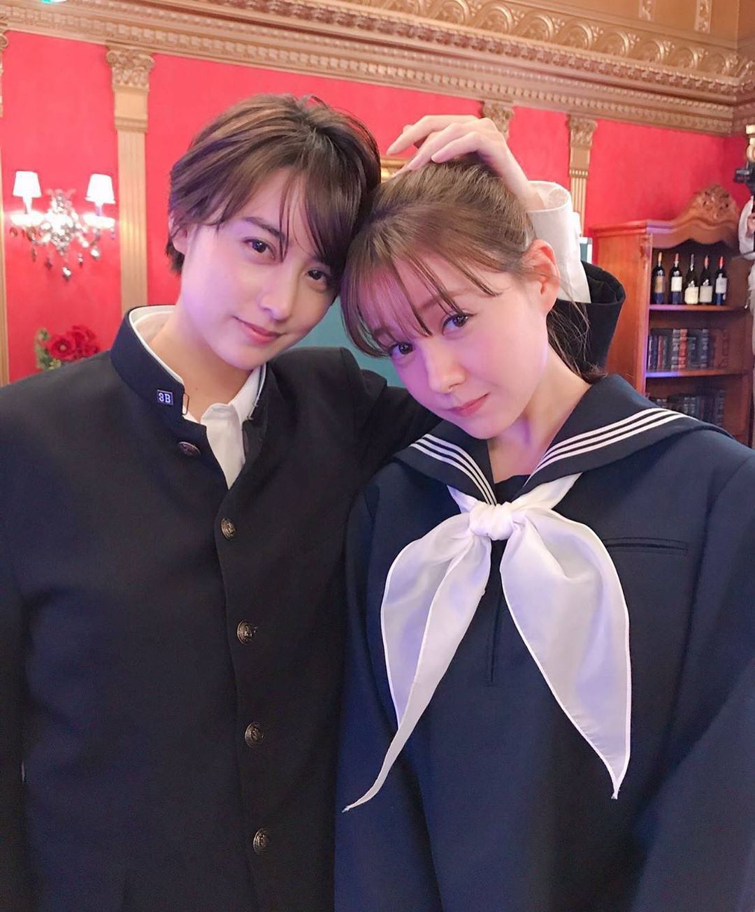 《午餐联谊侦探：恋爱与美食与解谜》剧照