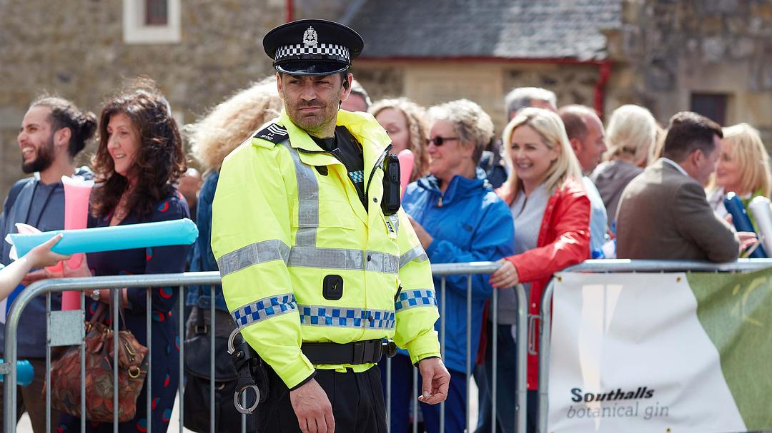 《死水难收》剧照第21张图片