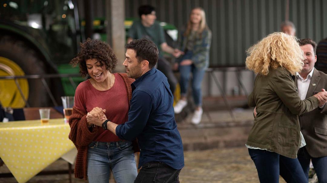 《死水难收》剧照第12张图片