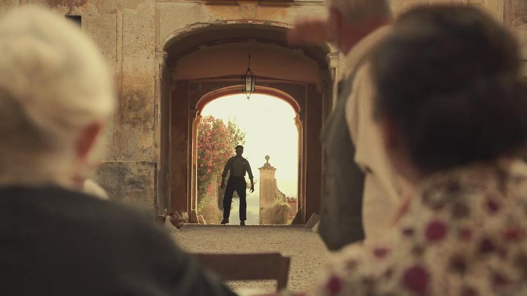 《第二十二条军规》剧照第51张图片