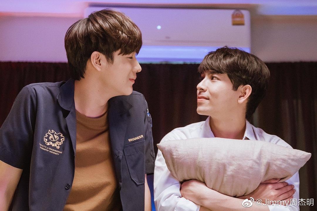 《偏偏爱上你》剧照第45张图片