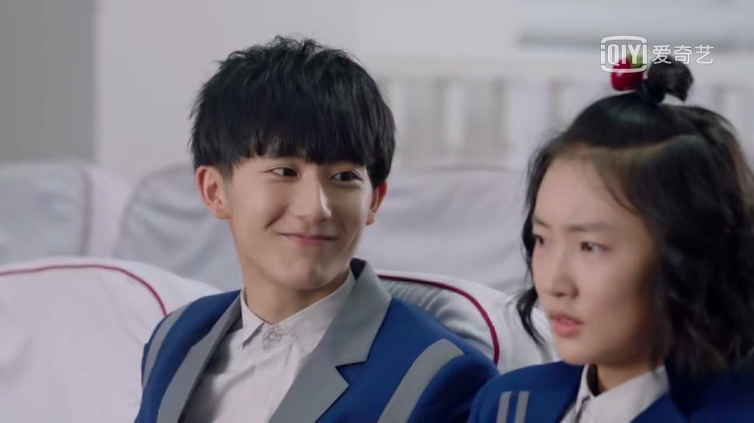 《闪光少女》剧照第23张图片