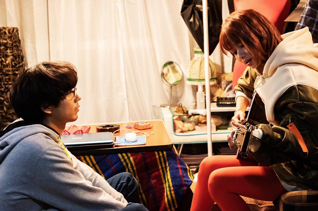 《只在想死的夜晚》海报第25张图片