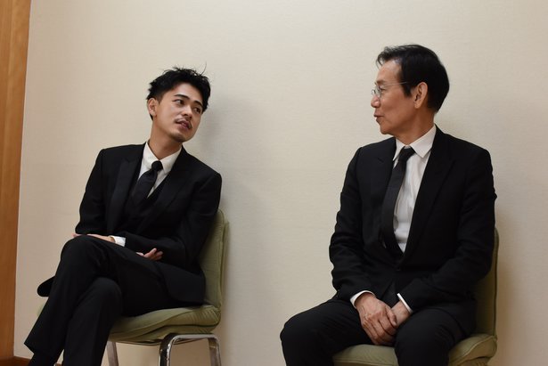 《默片解说员》剧照第37张图片