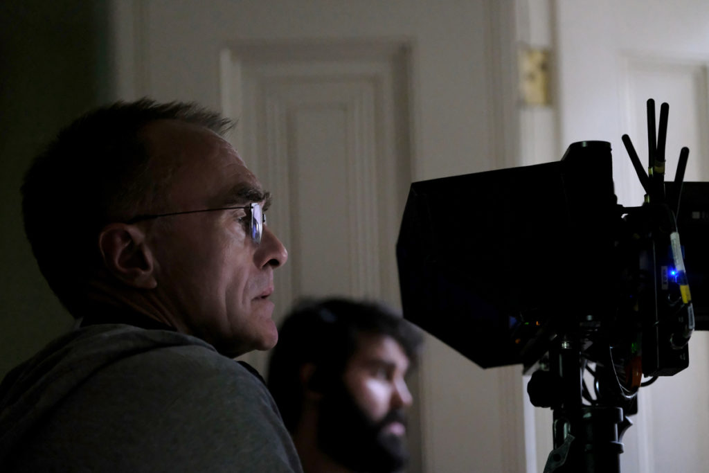 《信任》剧照第30张图片