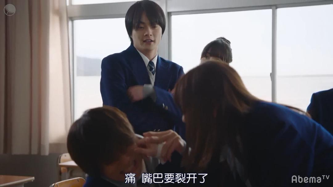 《只有我是17岁的世界》剧照