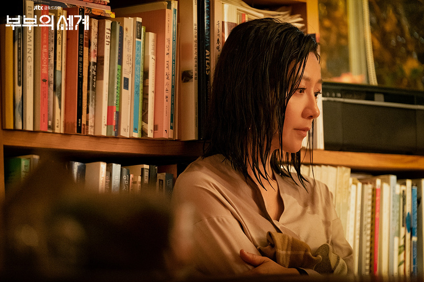 《夫妻的世界》剧照第19张图片