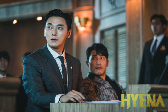 《鬣狗式生存》剧照第20张图片